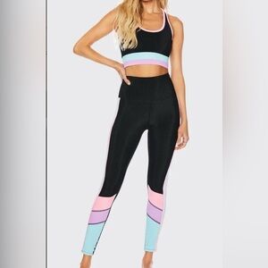 Beach riot workout set